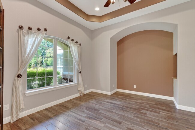 Building Photo - 9436 Hufsmith Rd
