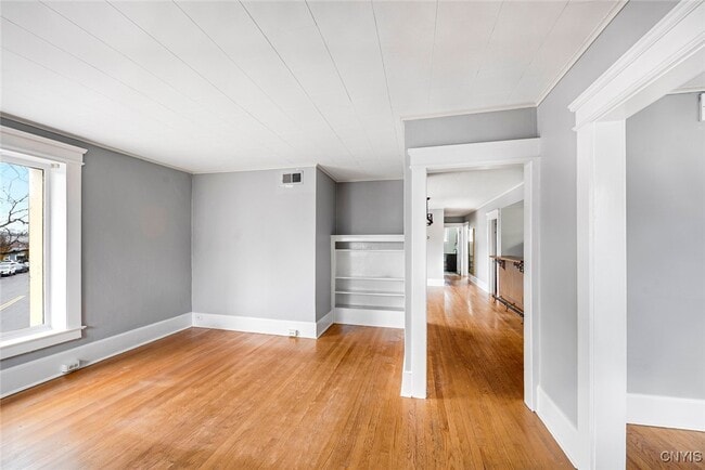 Building Photo - 22 Jordan St