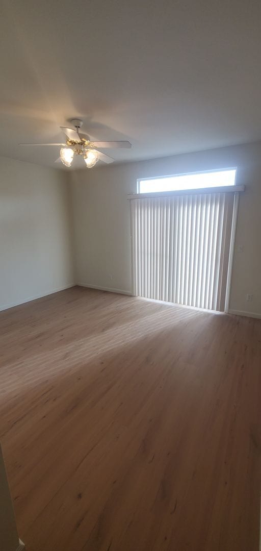 Building Photo - Updated 3bed/2bath home in Churchhill Downs