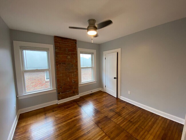 Building Photo - W 10th Ave 33-35 DFT