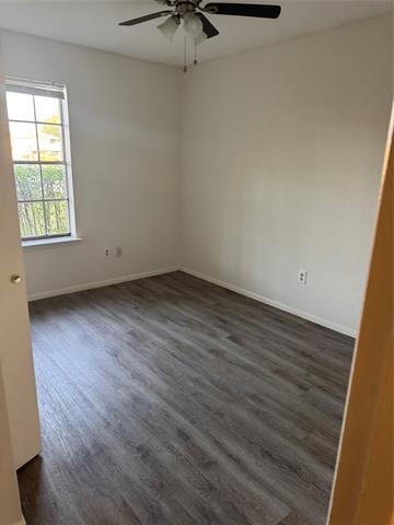 Building Photo - 500 Renee Dr