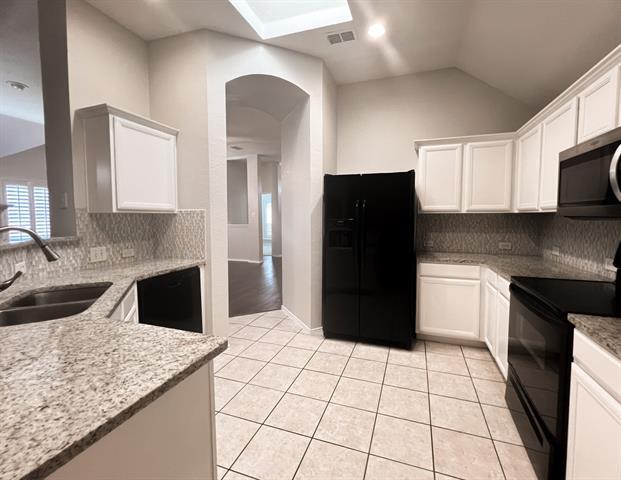 Building Photo - 7912 Whispering Tree Ln