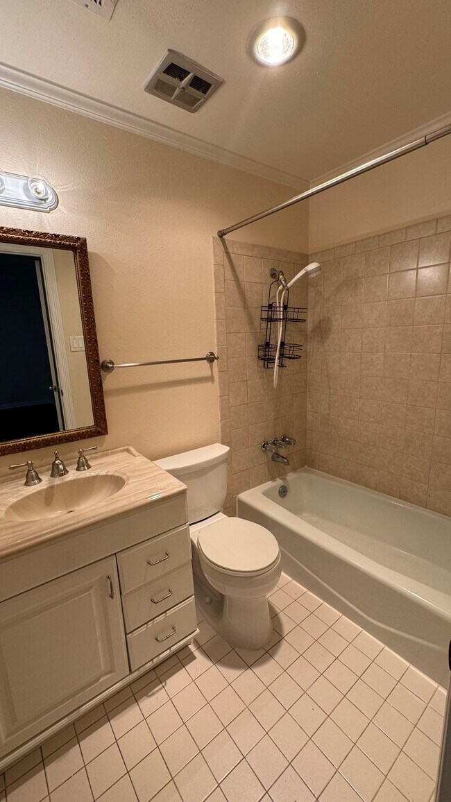 Building Photo - 6452 Olympia Dr