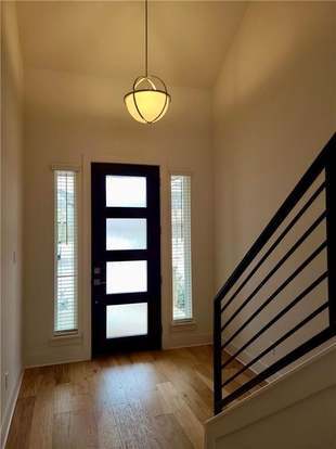 Building Photo - 1265 Summerbrooke Cir