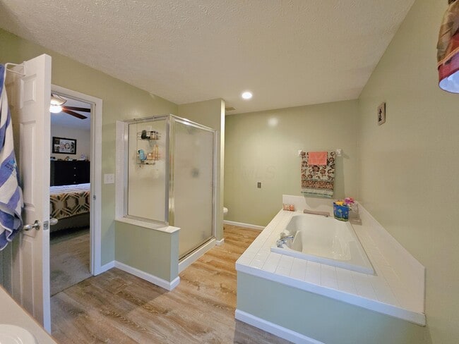 Building Photo - 5429 Bluebell Ct