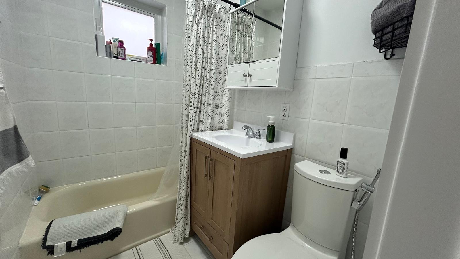 Building Photo - 6790 SW 18th St