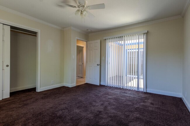 Building Photo - 6522 Maywood Ln