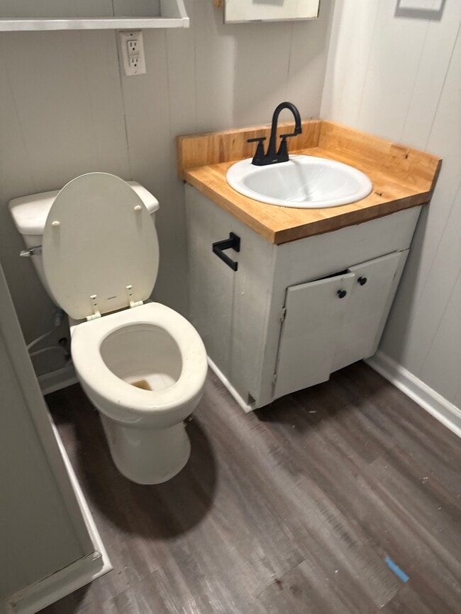 Building Photo - 50 W Cooper St