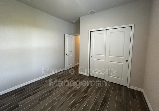 Building Photo - 4 Bedroom 2 bathroom 3 Car Garage NE Cape ...