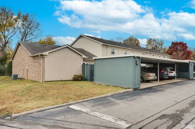 Building Photo - Awesome 2BE/BA townhouse in Bellevue!