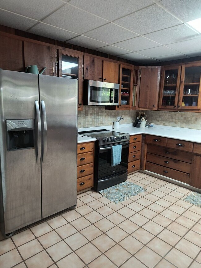 Building Photo - 4 bedroom Home 3 blocks from Gulf of America