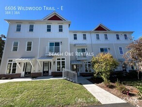 Building Photo - Myrtle Beach - 3 Bedroom / 2.5 Bath Townhome