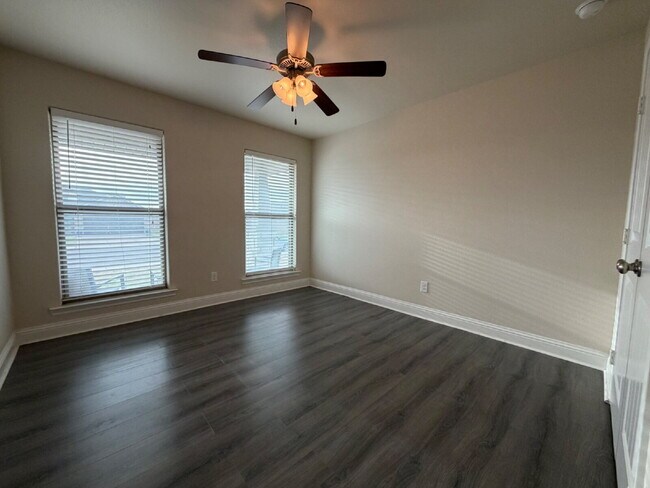 Building Photo - Stunning 3-Bed, 2-Bath Home in Upland Heights