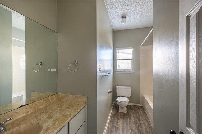 Building Photo - 5305 Indio Cove