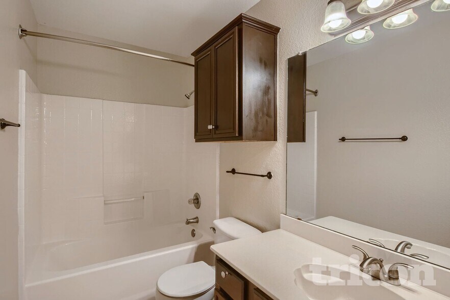 Building Photo - 1023 Aries Ct