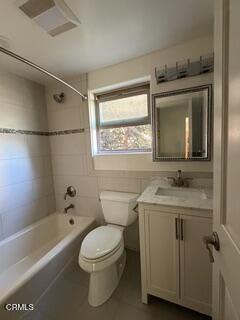 Building Photo - 5259 Via Campo St