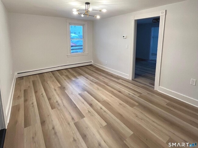 Building Photo - 30 Anthony St