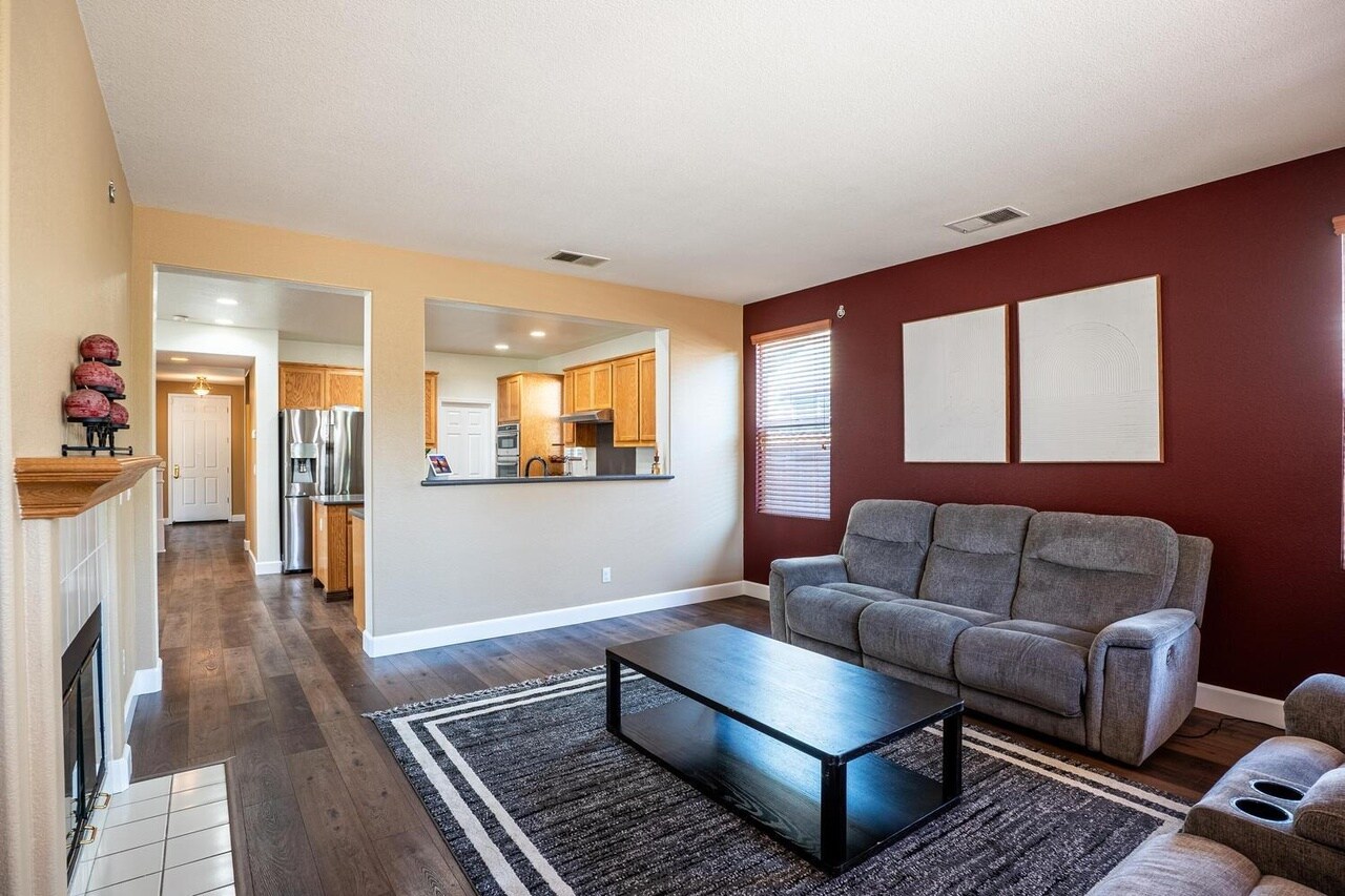 Building Photo - 820 Ben Ingram Ln