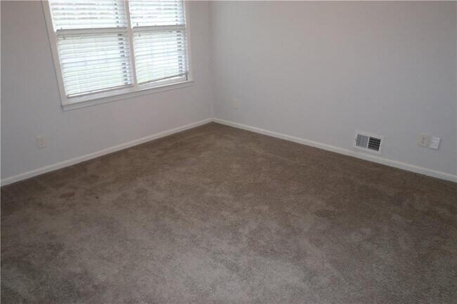 Building Photo - 1302 Stephens St SW