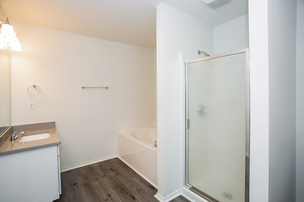 Building Photo - 3626 Larkhaven Village Dr
