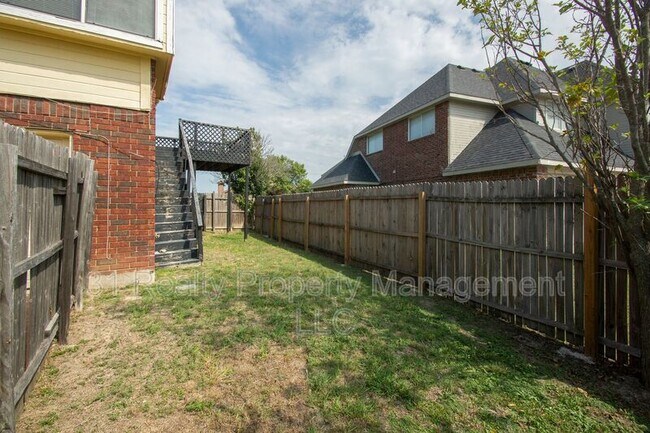 Building Photo - 436 Chestnut Ln