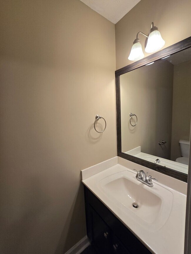 Building Photo - 237 Gertie~ Mitchells Landing  ~ 1 MONTH FREE~