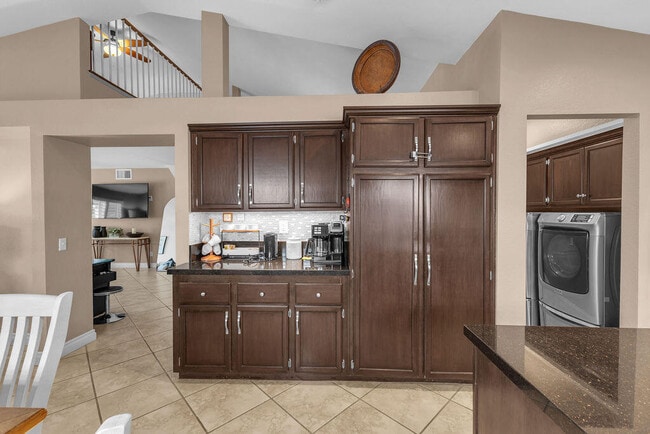 Building Photo - 44310 Villeta Dr