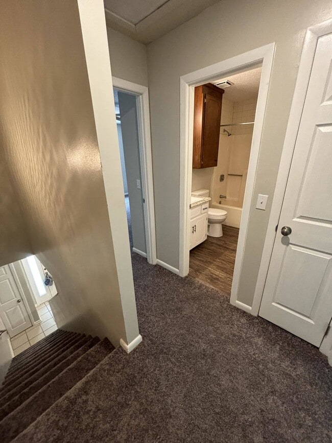 Building Photo - 133 Candlebrook Dr