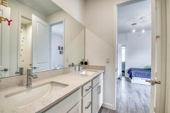 Building Photo - 1463 Heron Nook Rd