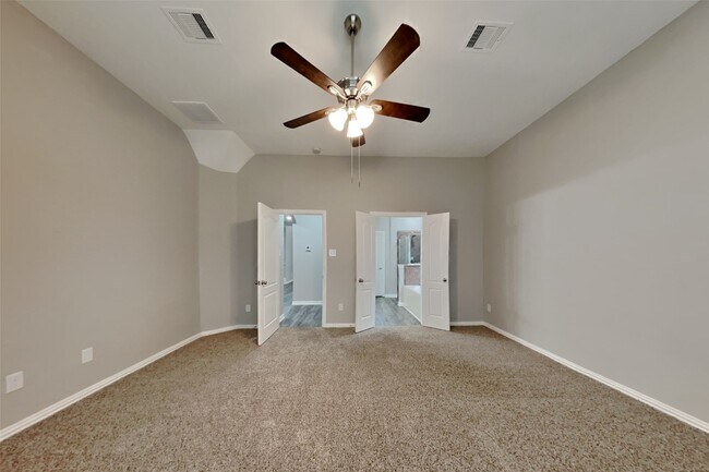 Building Photo - 21510 Duke Alexander Dr