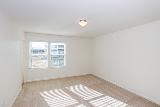 Building Photo - 3BD/2.5 Bath Townhome in Midland Wyntree Community- OCTOBER 2025