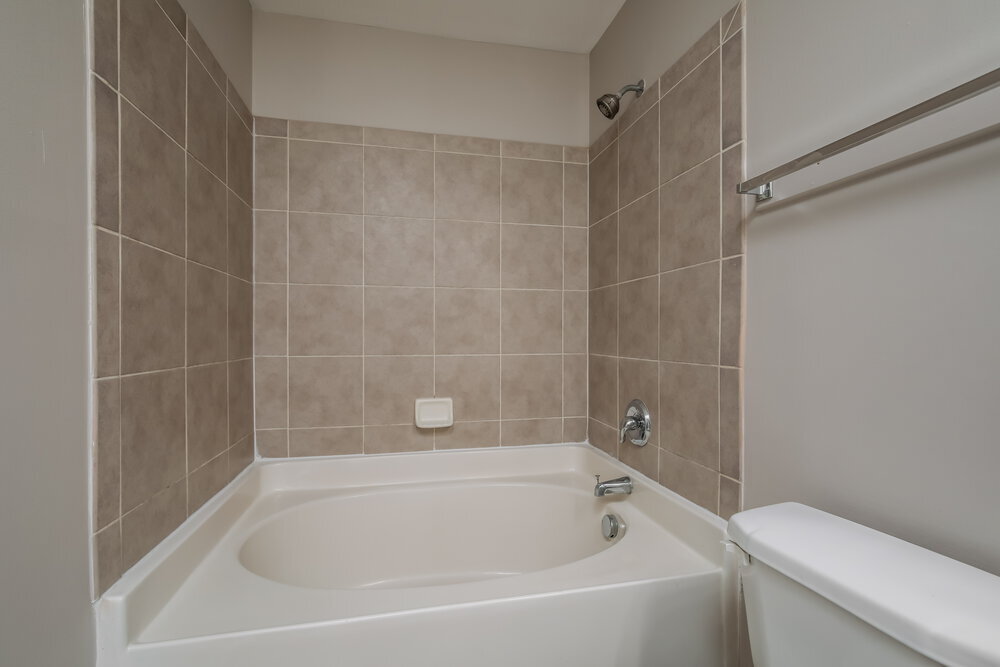 Building Photo - 721 Champion St