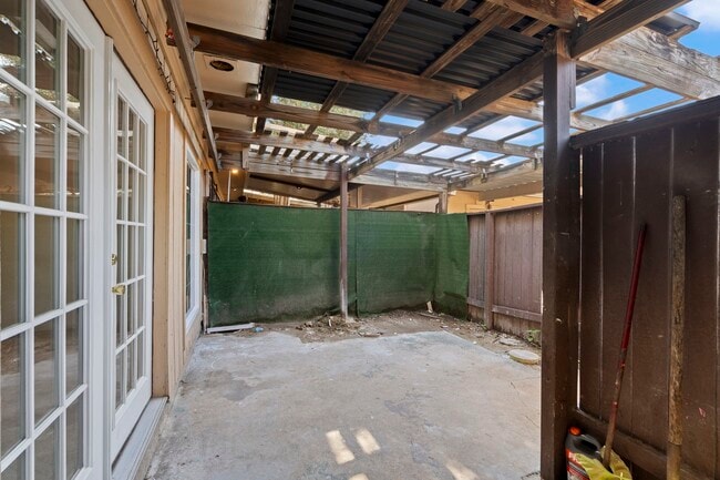 Building Photo - 5801 Lumberdale Rd