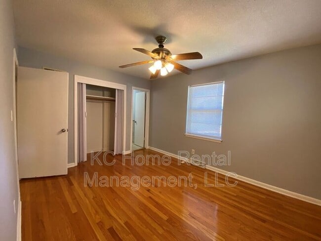 Building Photo - 11226 Jackson Ave