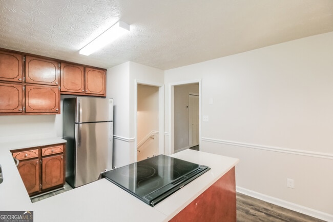 Building Photo - 632 Cloudland Dr