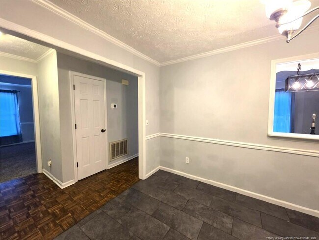Building Photo - 6812 St Julian Way