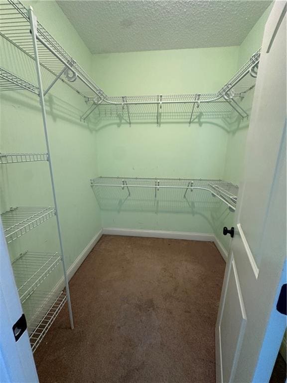 Building Photo - 3007 Charing Cross