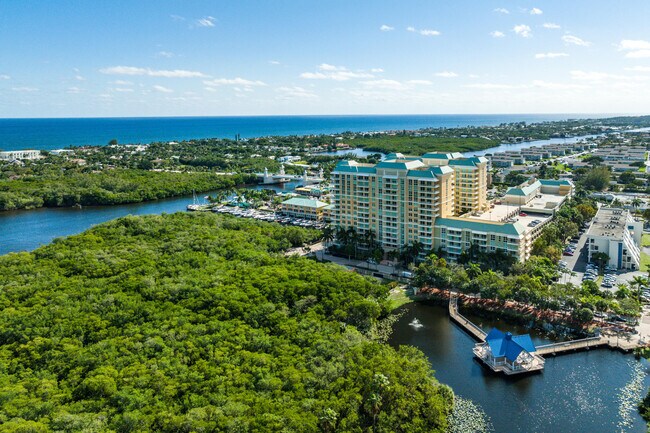 Building Photo - 700 E Boynton Beach Blvd