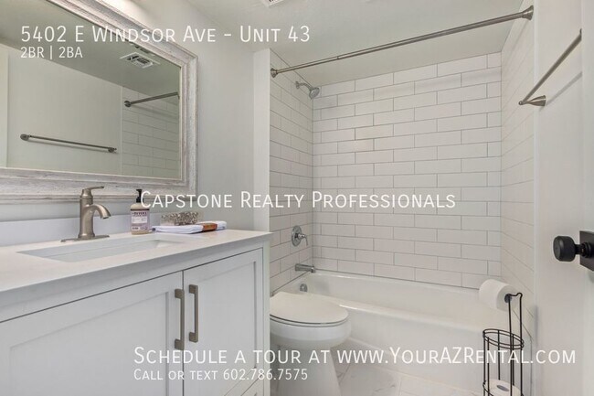 Building Photo - 5402 E Windsor Ave