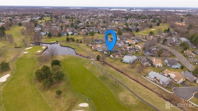 Building Photo - 18 Thomas Paine Dr