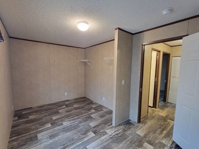 Building Photo - 3660 S Lapeer Rd