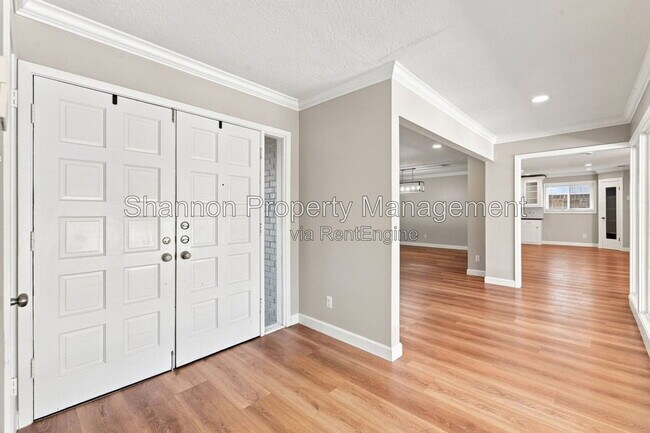 Building Photo - 5522 Dumfries Dr