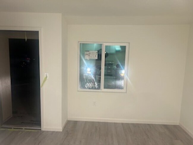 Building Photo - 3912 Amigo Dr