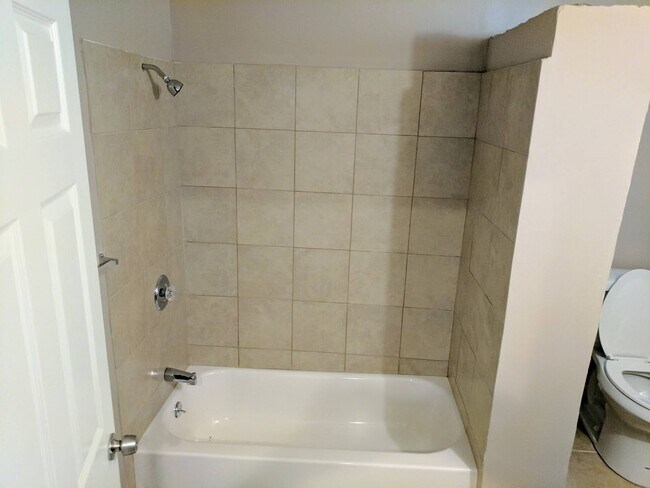 Building Photo - 4531 Park Ave