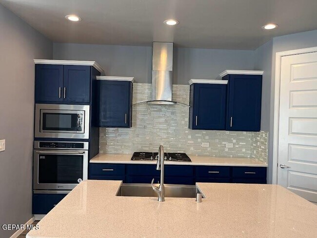 Building Photo - 1144 Morton Pl