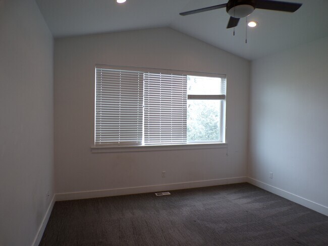 Building Photo - 1526 W 1150 S