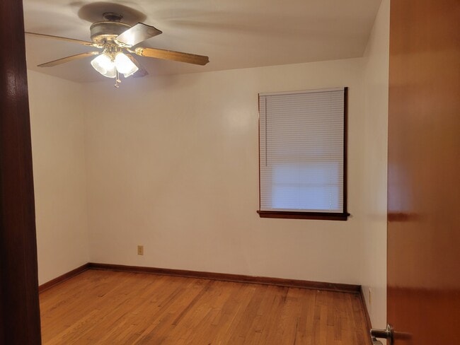 Building Photo - 1111 N Jefferson St