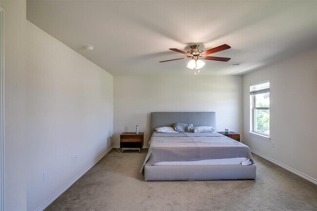 Building Photo - 9202 Spade Cir