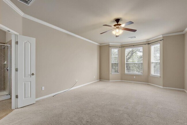 Building Photo - 321 Grafton Ln