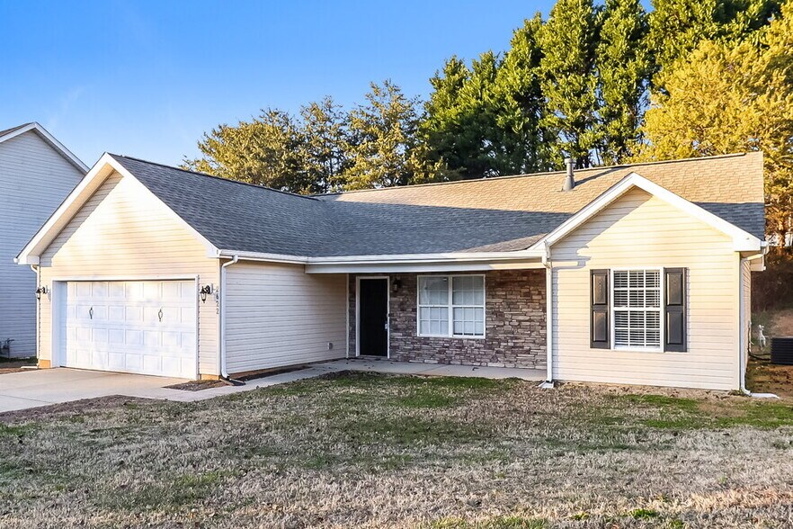 Building Photo - 2622 Amber Crest Dr